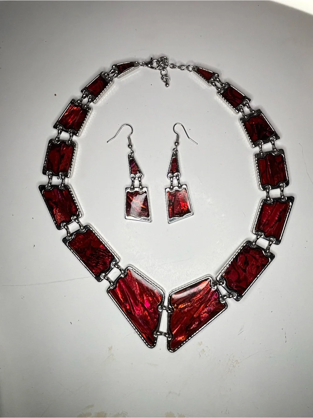 Red Abalone Earrings & V Necklace Set Silver Tone Link Plaques 16”L+2 Dangle 2.7